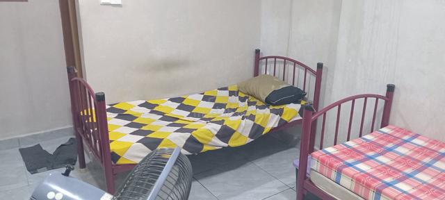 Room To Let 1