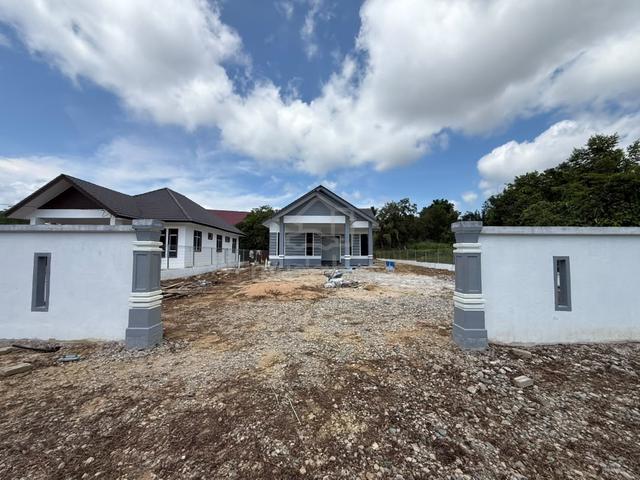 Rumah Banglo Satu Tingkat Di Kg Kolam Ajil, Hulu Terengganu 1