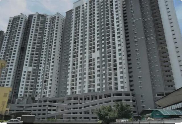 Symphony Heights (Simfoni Heights) 1