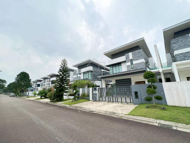 Setia Eco Garden Gelang Patah 2 Storey Semi-D 40x90 Fully Renovated 1