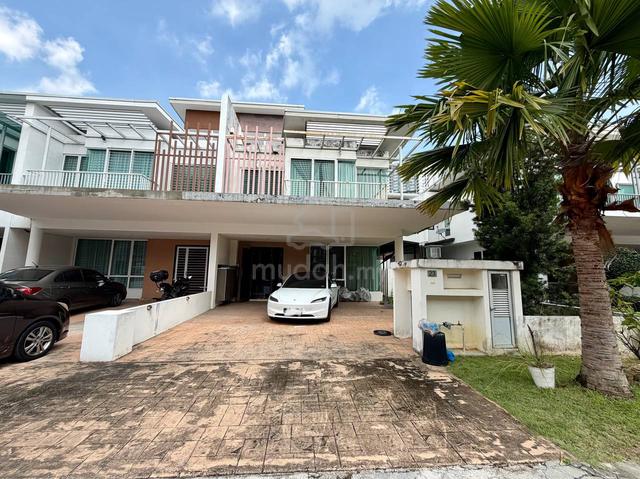 END LOT Double Storey Superlink Terrace Cassia Garden Residence Cyber 1