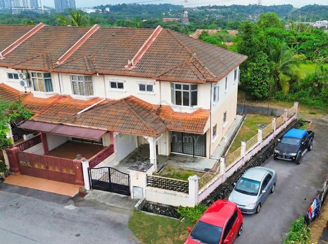 END LOT Double Storey Terrace Bandar Seri Putra 4 Bangi 1