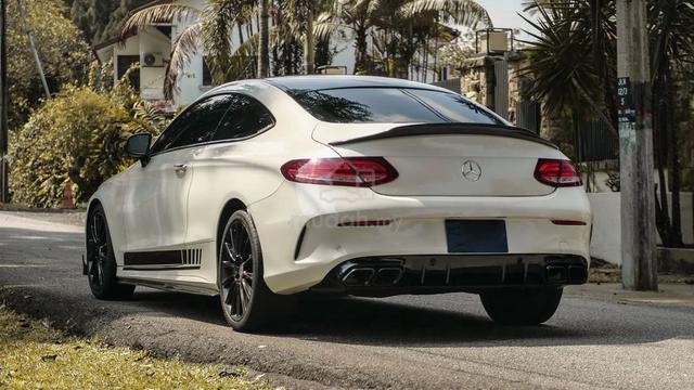Mercedes C300 COUPE C63 Carbon Kit Red Interior - 2