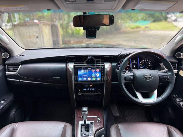 2017 Toyota FORTUNER 2.7 SRZ 4x4 (A)GOOD CONDITION - 2