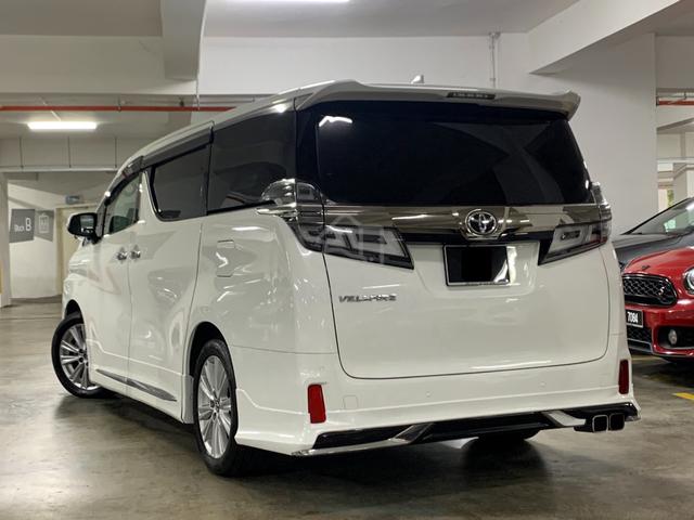 Toyota VELLFIRE 2.5 ZA Facelift Sunroof Medelista - 2