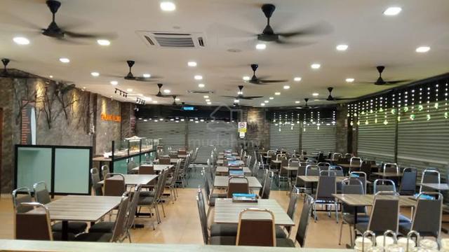 Rastaurant For Rent 1