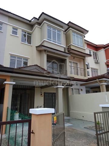 Turun harga Booking 1k 2.5 storey puncak jalil 4 diskaun 80k✅full loan 1