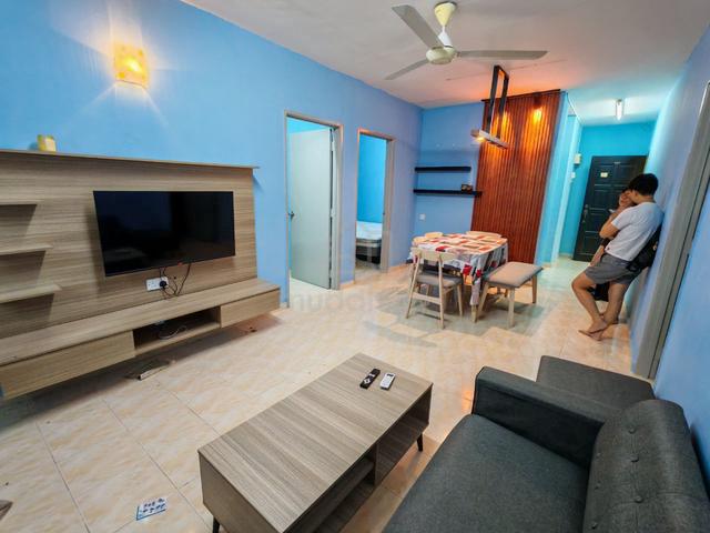 Permai Lake View Apartment 5