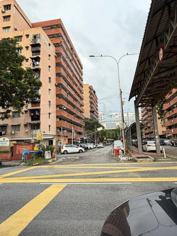 Taman Miharja Apartment (LRT Miharja) 1
