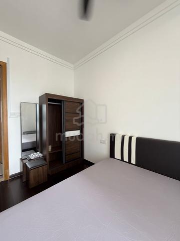 R&F Princess Cove / Common room / JB town / walking 8 min to CIQ 2