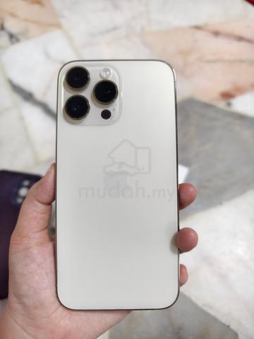 Carousel Image