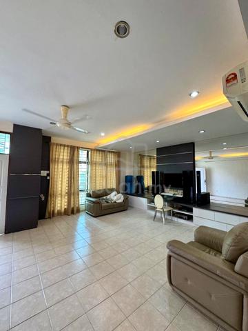 2 storey terrace house kota laksamana Glomac Gated guarded near Jonker 1