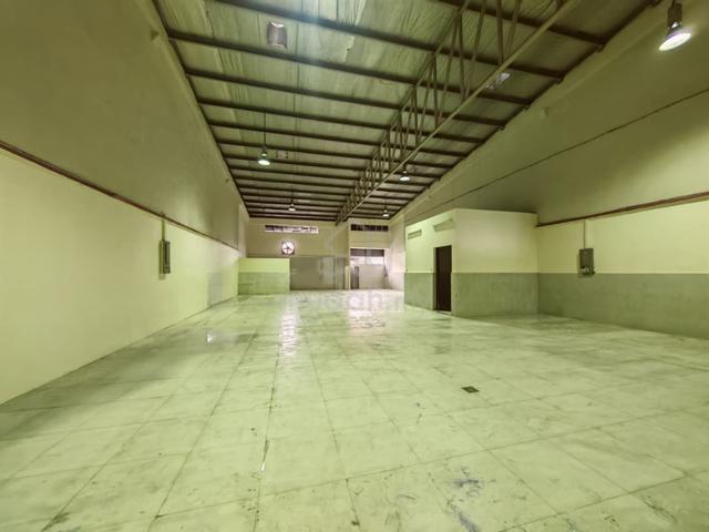 Desa Cemerlang - 1.5 Storey Terrace Factory For Sale 1