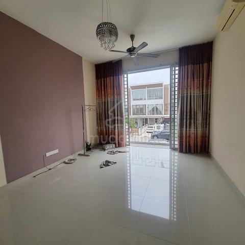 Cascadia Lake Vista Townhouse | Taman Tasik Prima | Spacious 1
