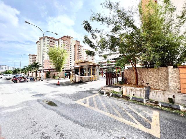 Sri Ixora Apartment 1
