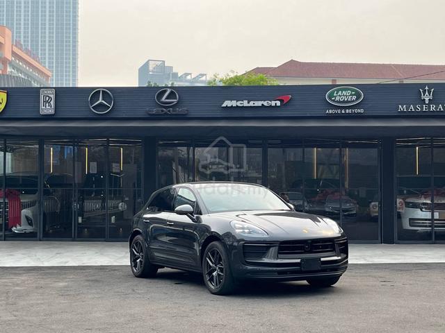 2023 Porsche MACAN T 2.0 RED INTERIOR/PDLS + - 1
