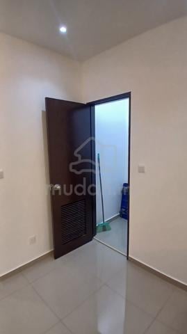 KOTA WARISAN BRAND NEW UNIT 2 Storey House Near KIPMALL 5