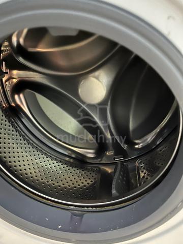 Midea Front Loader Washing Machine 7.5KG - photo 3 of 5