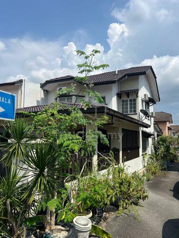 Want to sell. 2 Storey Terrace House Endlot Jalan Cecawi. Seksyen 6. 1