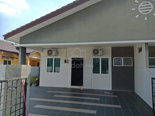 semiD depan taman permainan 1