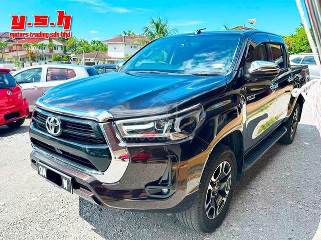 Toyota HILUX 2.4 V (A) 2023 - 2