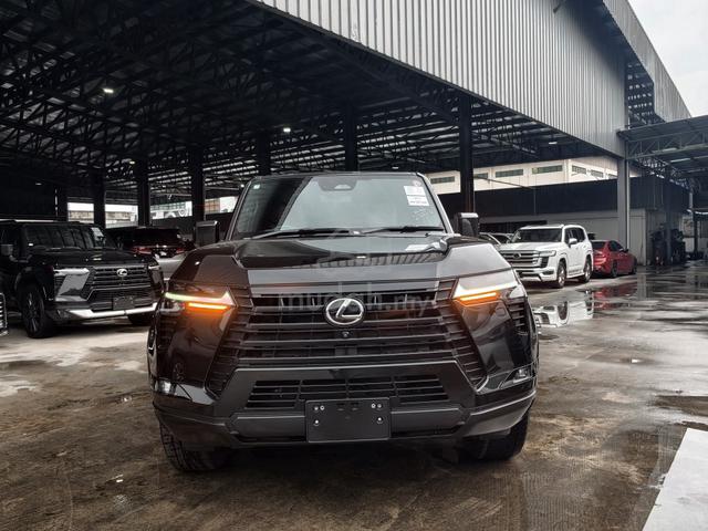 2025 Lexus GX550 3.4 LUXURY NEW CAR 1807KM UNREG - 3