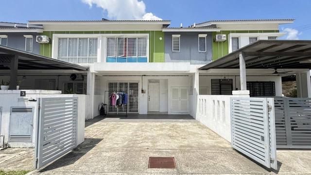 NEGO Double Storey Freesia Bukit Beruntung 1