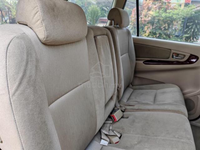 Toyota Innova 2.0 G auto - 3