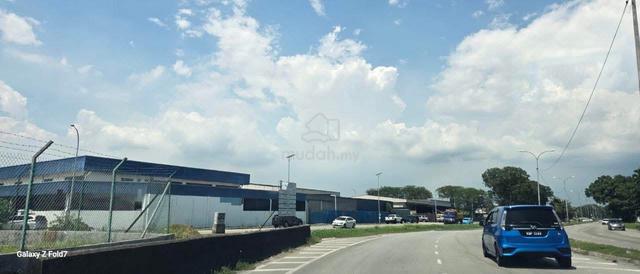 Good location Industrial Land & Ready Tenanted For Sale at Kapar 1