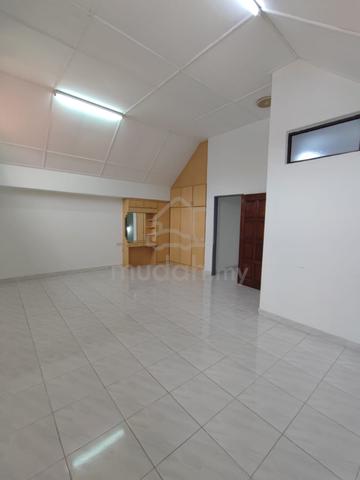 Pelangi indah 5 bedroom Terrace House for Sale 1