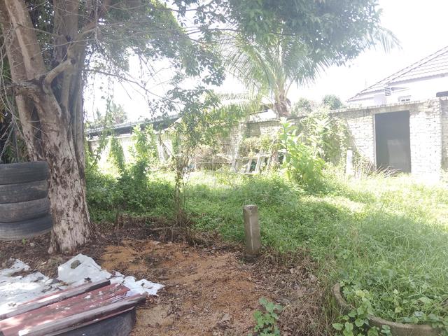 Tanah di Pengkalan Kubur 80 meter dari bebas cukai 1