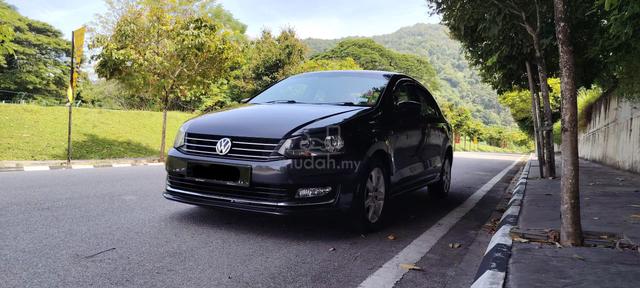 2017 Volkswagen VENTO 1.6 COMFORTLINE (A) - 2
