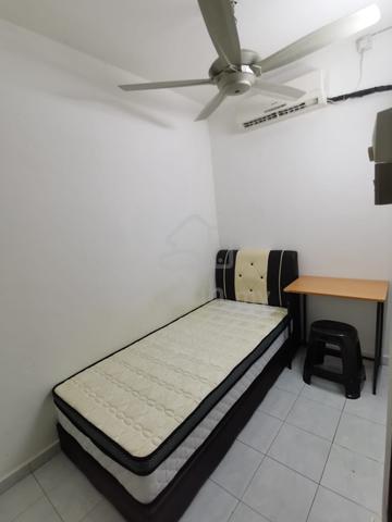 Ipoh Taman Song Choon Private room for rent 1