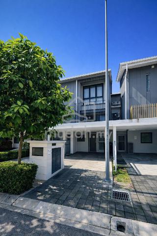 Freehold Towhouse 3R3B Bdr Bukit Mahkota , Bangi 1600 sqft 1