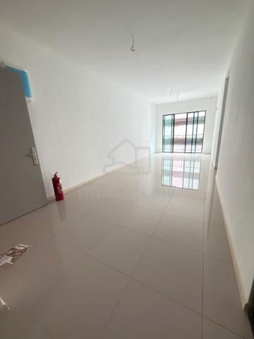 D' Starlingtton Condominium 1