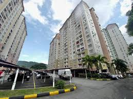 Lakeview Apartments 1