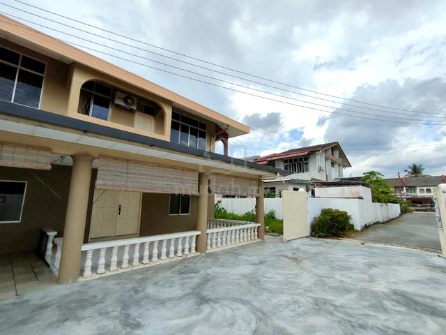 Bungalow House for Sale, 6 Bedroom, 2200 sq.ft, Kuching, Sarawak | Mudah.my