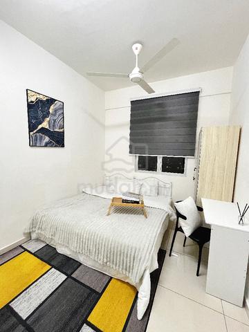 Medium room IN IPOH CENTRE!
๐ Near HRPB, UNIKL & Ipoh Parade
๐ 1
