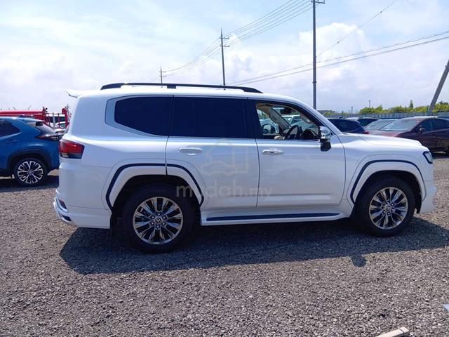 2023 Toyota LANDCRUISER 3.4 ZX VJA300 (A) - 5