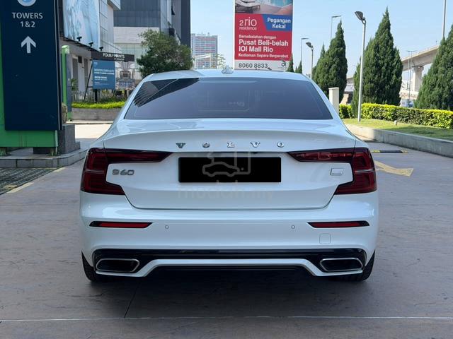 Volvo S60 2.0 T8 R-DESIGN (A) FULL LOAN 0 DEPO - 4