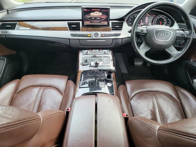 (2011) Audi A8 3.0 L TFSI QUATTRO convert 2026 (A) - 5