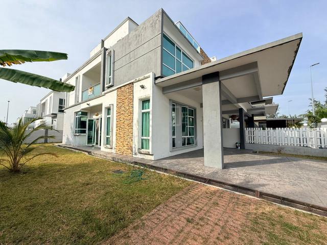 [Hot Area 🔥] NON BUMI 3 STOREY SEMI D, TAMAN KLEBANG UTAMA, MELAKA 1