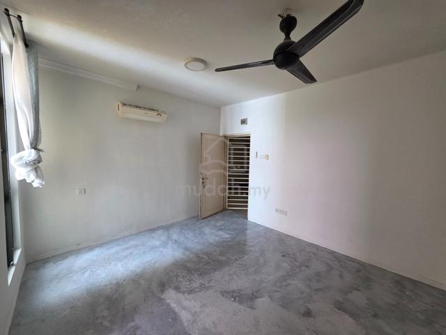 Vista Alam Serviced Apartment 1