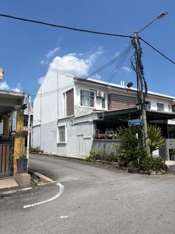 RUMAH 2T END LOT MURAH Tmn Langat Utama untuk diJual Segera 1