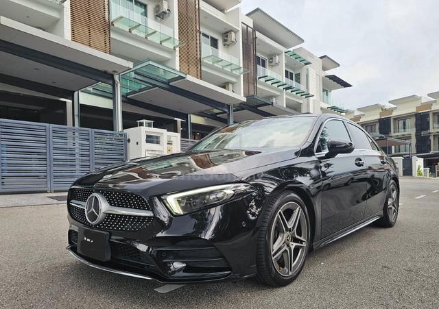 2020 reg 23 Mercedes Benz A250 2.0 AMG LINE (A) - 1