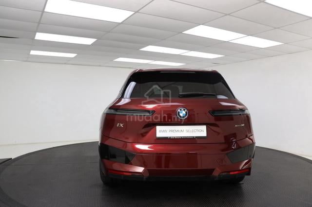 2023 BMW iX xDrive50 Sport - 4