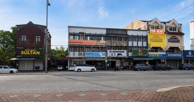 Pejabat Fully Renovate - Jalan Balik Bukit, Pulau Kambing 1