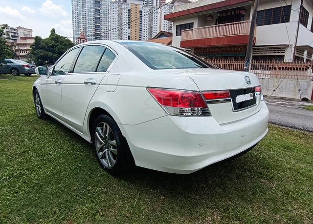 2013 Proton PERDANA 2.4L EXECUTIVE (A)/ FUL LOAN - 2