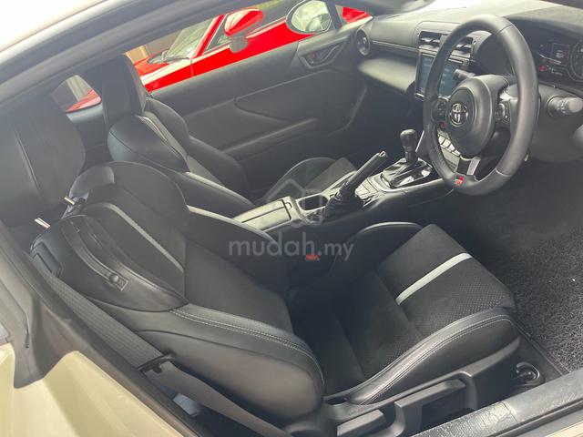 2022 Toyota GR86 2.4 RZ (ACCEPT TRADE IN) - 4