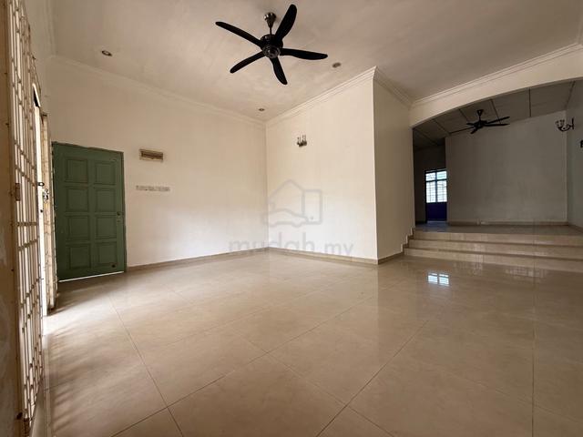 [ Toll Selatan] Bandar Seri Cendana -Single Storey Semi-D House f Rent 1